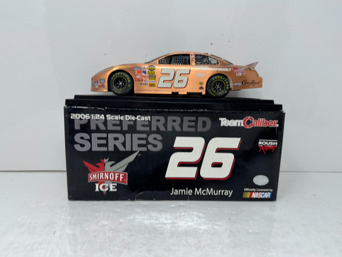 Team Caliber NASCAR #26 Jamie McMurray Smirnoff 2006 Ford Fusion 1:24 Diecast