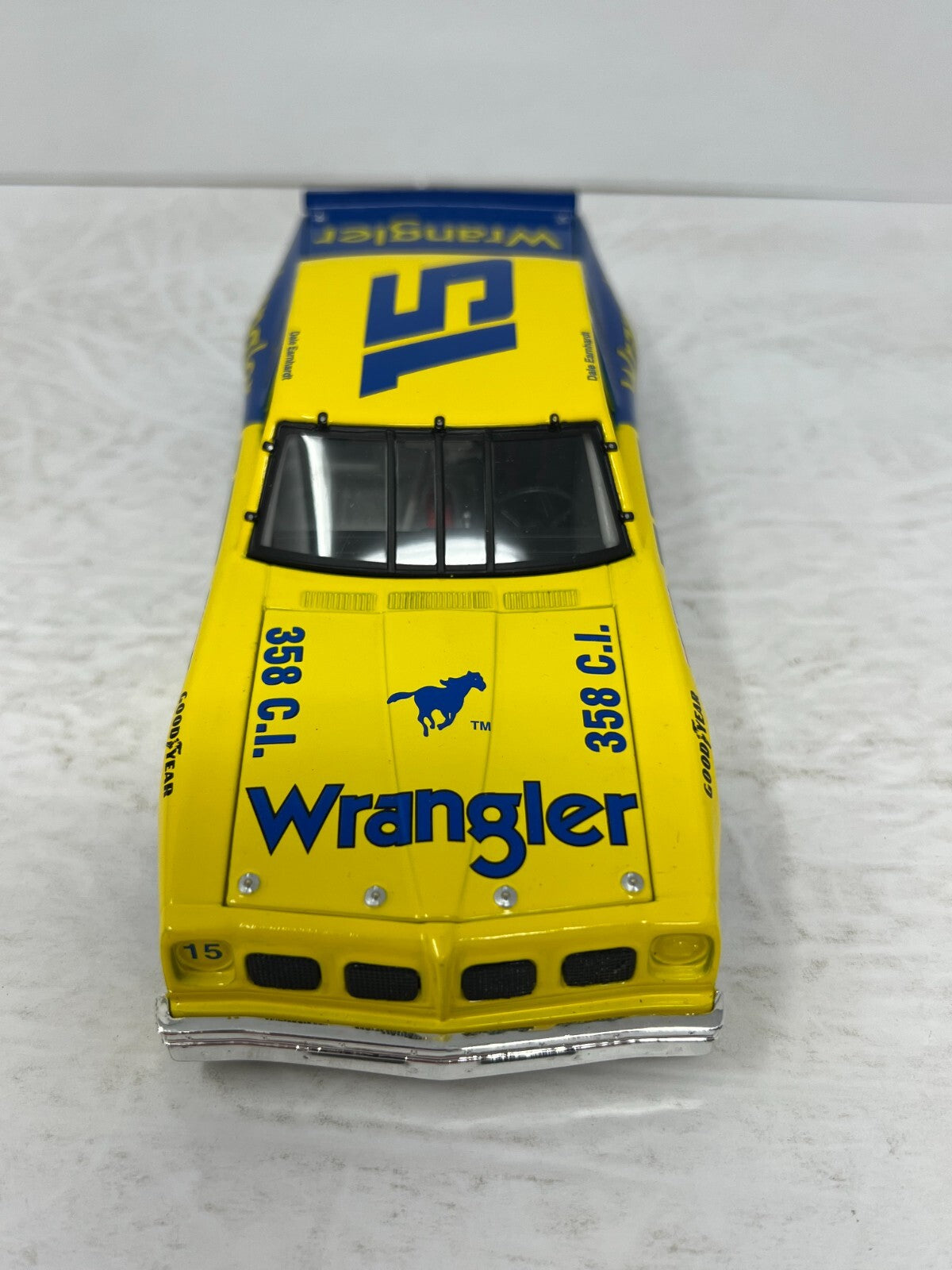 Action Nascar #15 Dale Earnhardt Sr. Wrangler Jean GM Dealers 1:24 Diecast