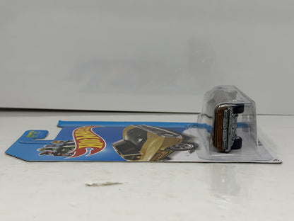 Hot Wheels Super Treasure Hunt 1971 Mustang Mach 1 HW City 1:64 Diecast STH