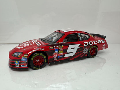 Action NASCAR Kasey Kahne #9 Dodge Dealers 2005 Dodge Charger 1:24 Diecast