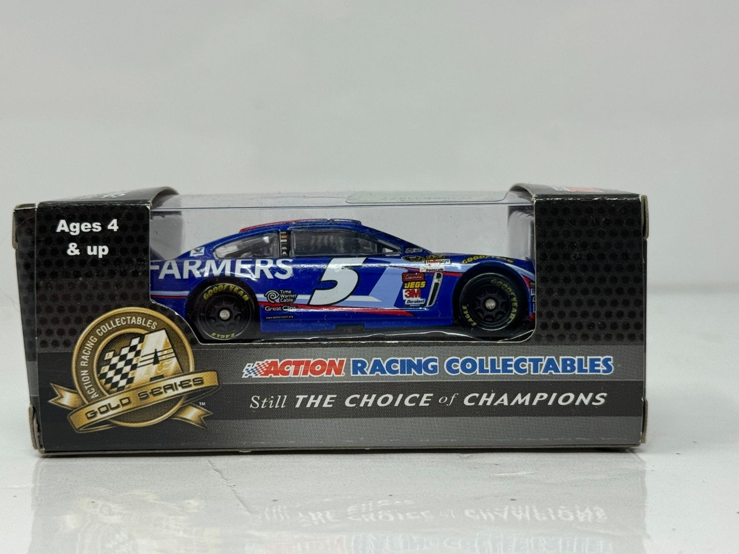 Lionel NASCAR Kasey Kahne #5 Farmers Insurance 2014 Chevy SS 1:64 Diecast