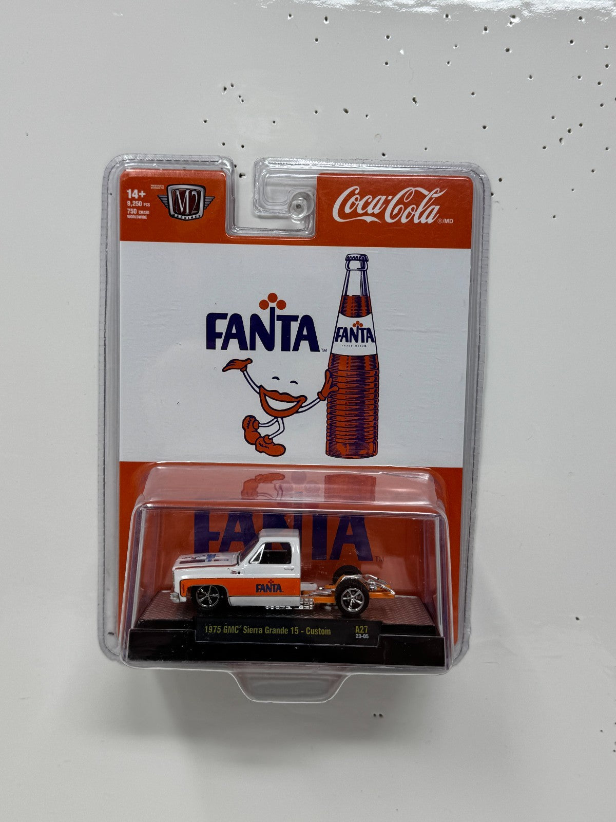 M2 Machines Coca-Cola Fanta 1975 GMC Sierra Grande 15 Custom 1:64 Diecast