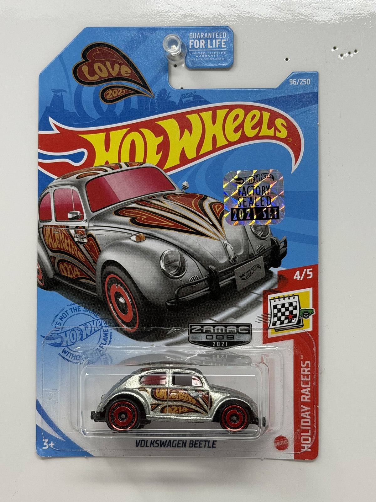 Hot Wheels ZAMAC Holiday Racers Volkswagen Beetle 1:64 Diecast Factory Sealed