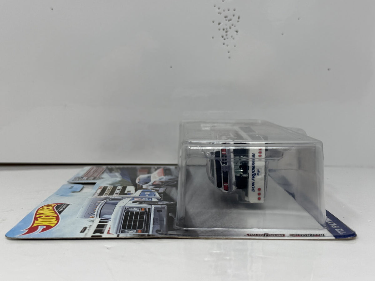 Hot Wheels Premium Team Transport #46 1972 Plymouth Cuda Retro Rig 1:64 Diecast