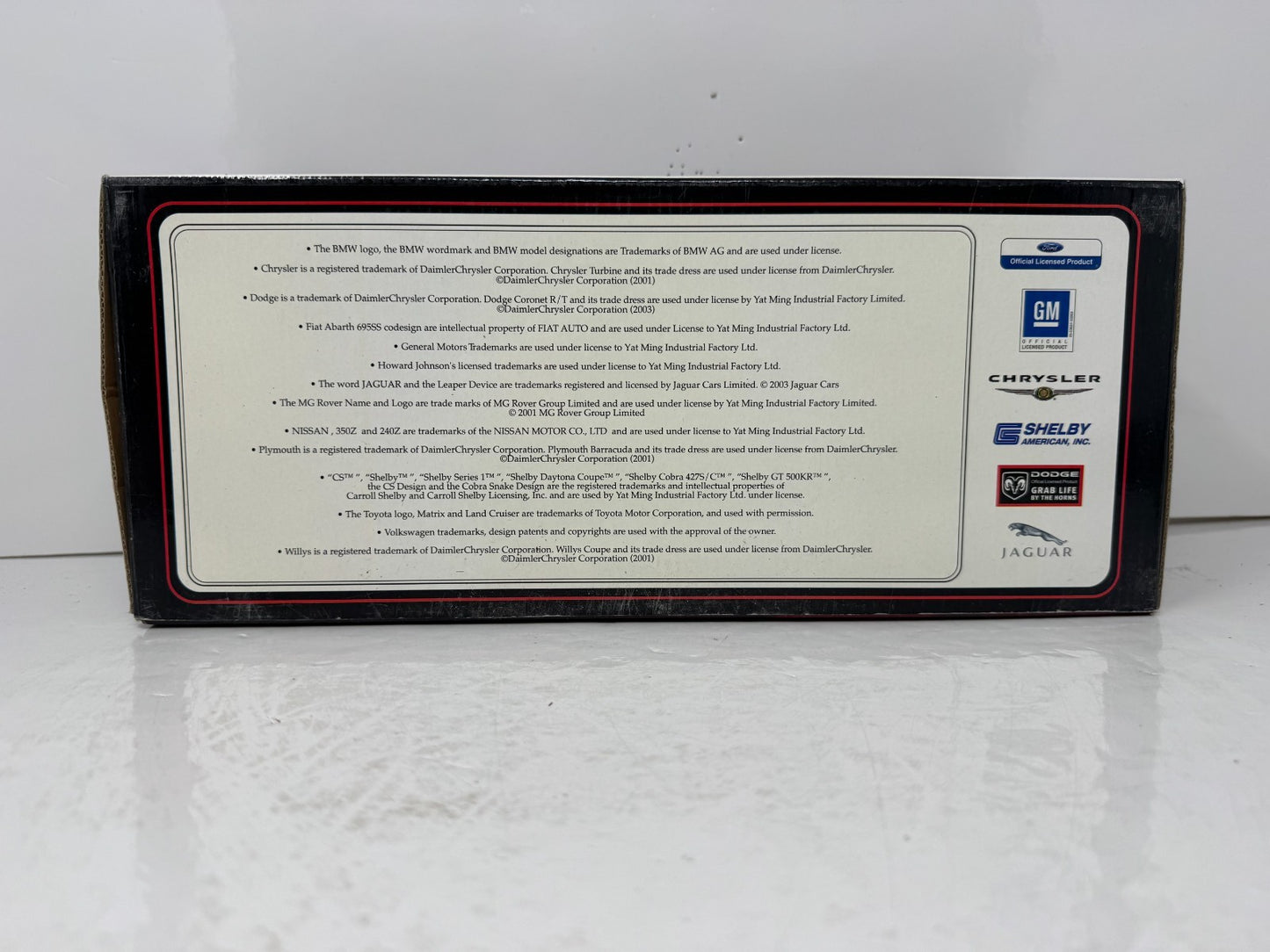 Yat Ming Road Signature 1966 Mercury Cyclone GT Convertible 1:18 Diecast