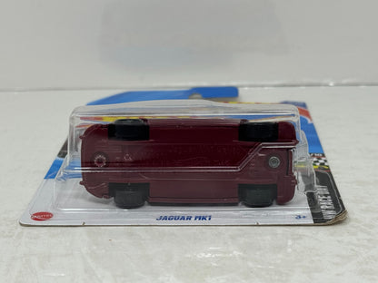 Hot Wheels Race Day Jaguar Mk1 1:64 Diecast