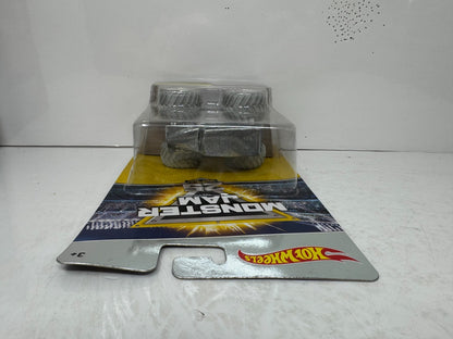 Hot Wheels Monster Jam 25th Anniv. Grave Digger Silver Collection 1:64 Diecast