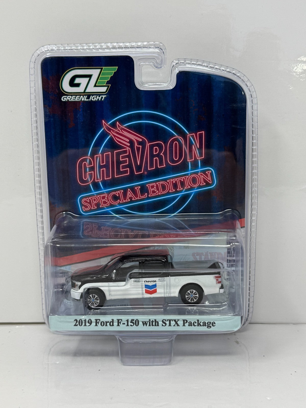 Greenlight Chevron Special Edition 2019 Ford F-150 STX Package 1:64 Diecast