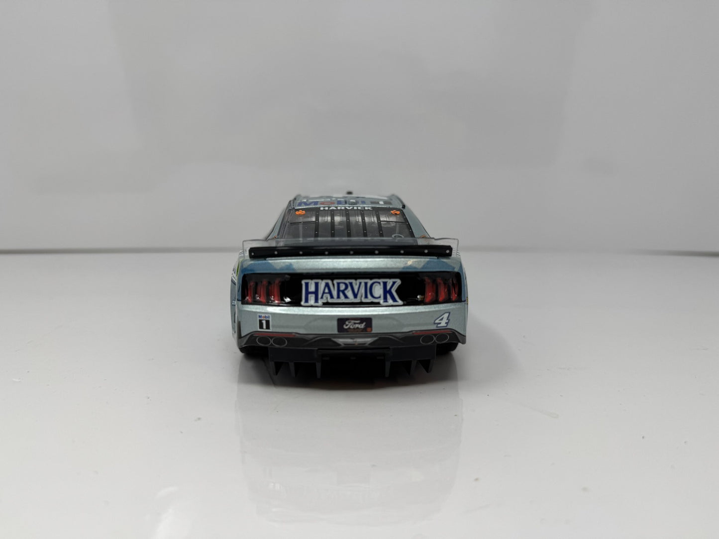 Lionel NASCAR Kevin Harvick #4 Busch Light Harvick Raced 2023 Ford 1:24 Diecast
