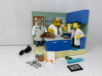 Simpsons World of Springfield Hospital Doctor Set Playmates Diorama