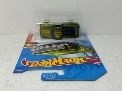 Hot Wheels Super Treasure Hunt 1969 Chevy Pickup HW Hot Trucks 1:64 Diecast