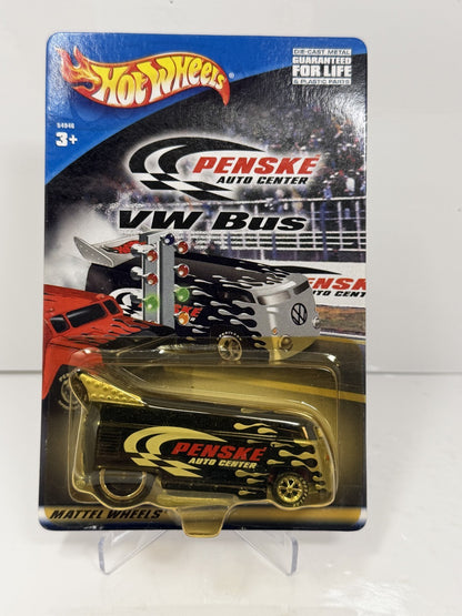 Hot Wheels Penske Auto Center Volkswagen Drag Bus 1:64 Diecast