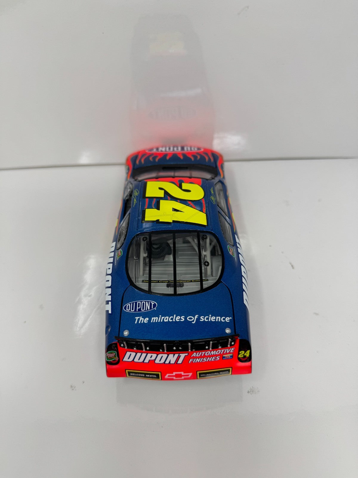 Action NASCAR Jeff Gordon #24 DuPont NEXTEL Inaugural 2004 Chevy 1:24 Diecast