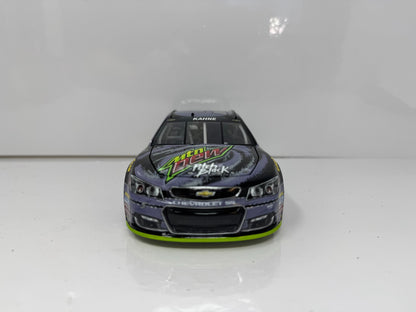 Lionel NASCAR Kasey Kahne #5 Mountain Dew Pitch Black 2016 SS 1:24 Diecast