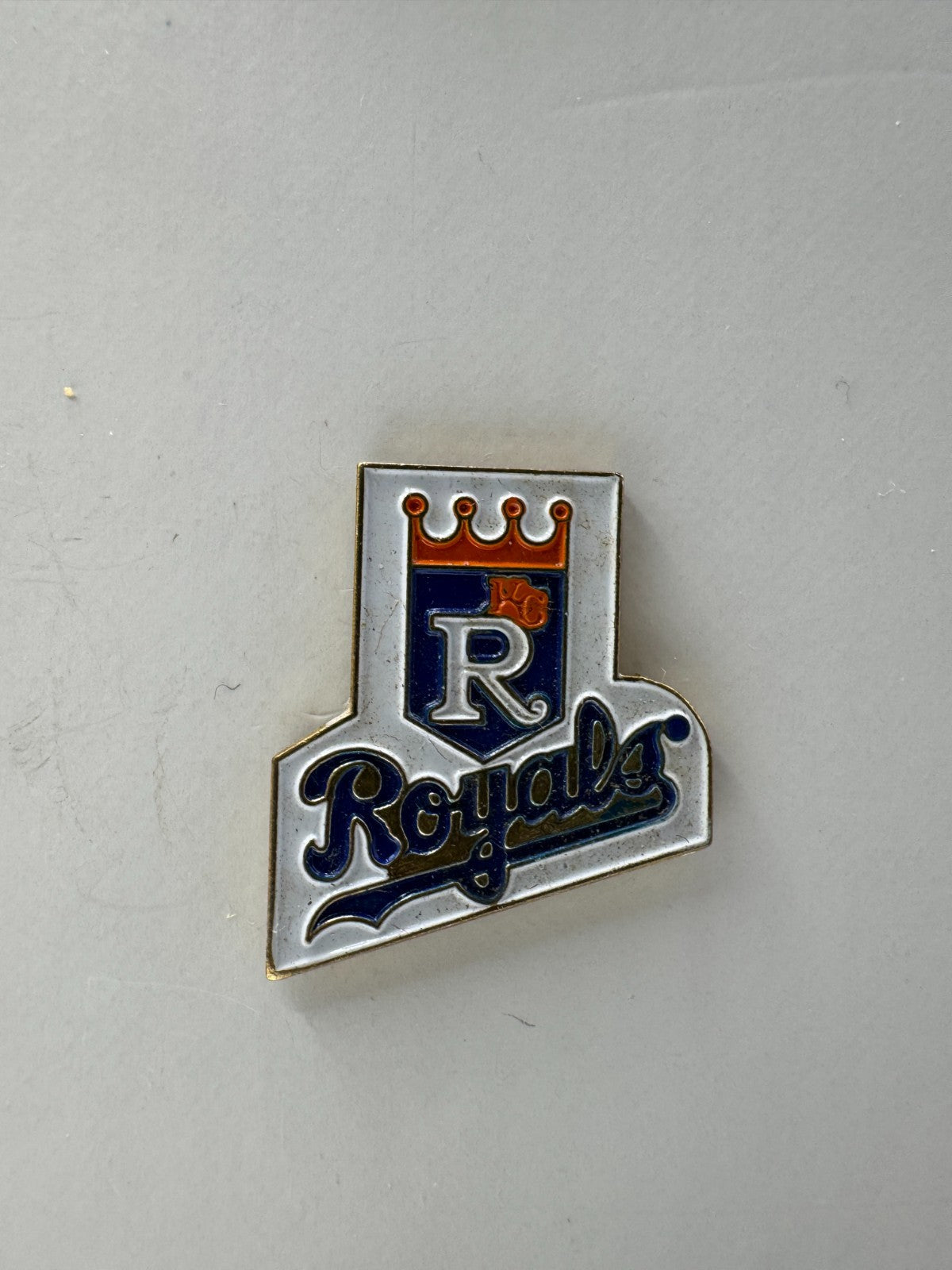 Kansas City Royals Vintage MLB Team Logo Lapel Pin