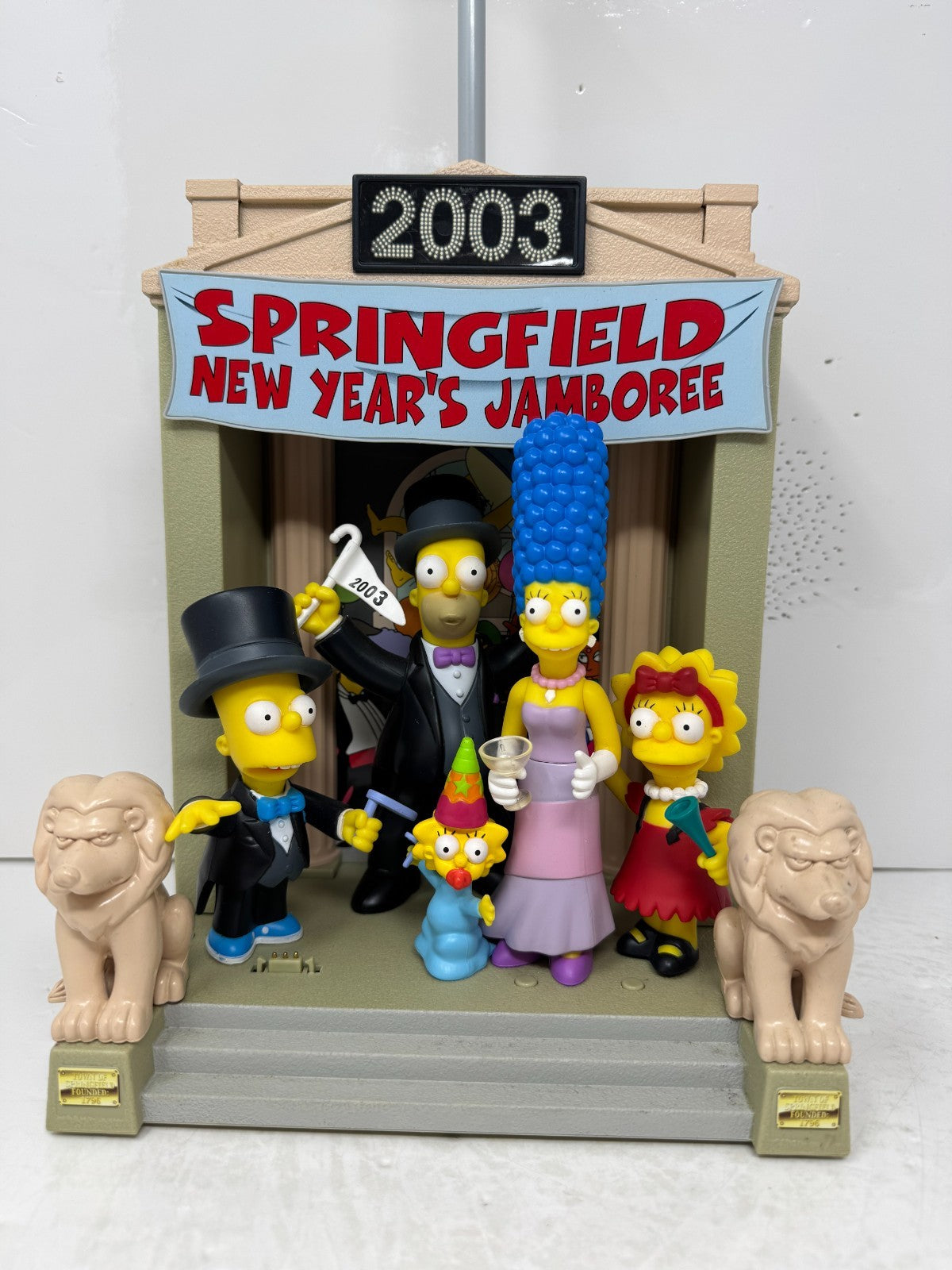 Simpsons World of Springfield New Years Town Square Set Playmates Diorama