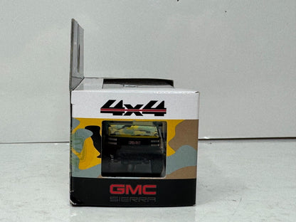 M2 Machines 1988 GMC Sierra Grande 1500 4x4 Camo Edition 1:64 Diecast