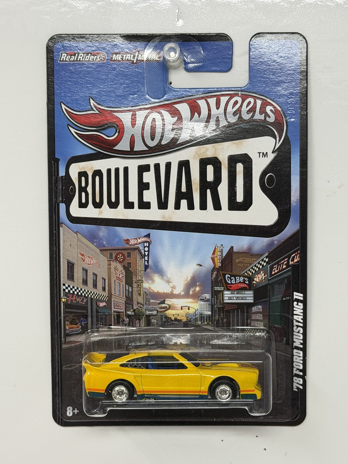 Hot Wheels Boulevard 1978 Ford Mustang II 1:64 Diecast Real Riders