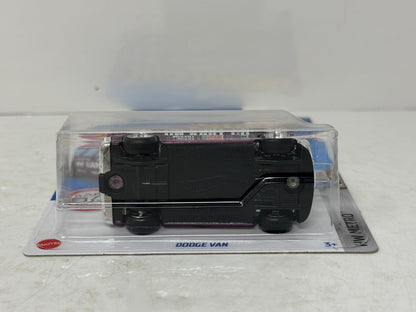 Hot Wheels Super Treasure Hunt Dodge Van HW Metro 1:64 Diecast