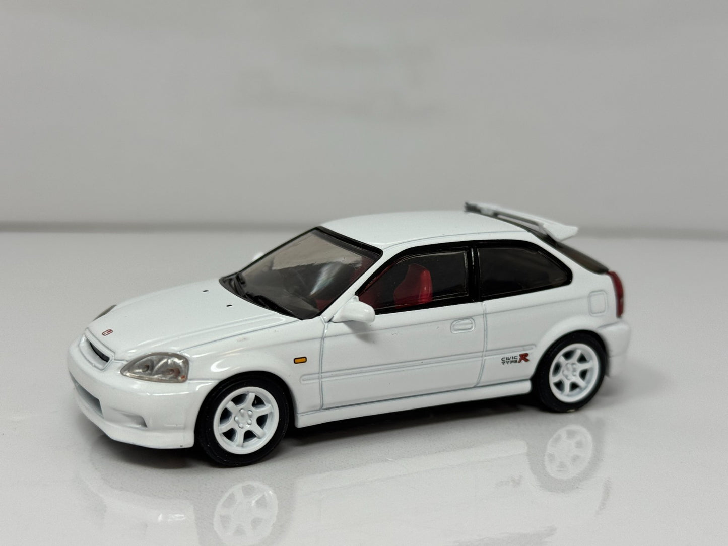 Hot Wheels Premium Honda Civic Type R EK9 1:43 Diecast