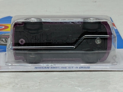 Hot Wheels Legends Tour Nissan Skyline GT-R R32 1:64 Diecast JDM