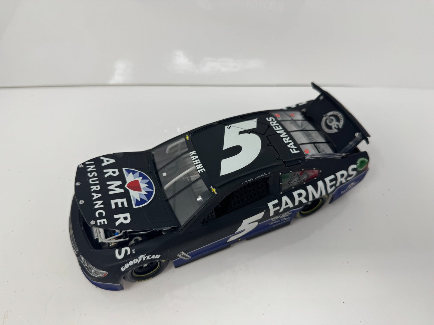 Lionel NASCAR Kasey Kahne #5 Farmers Insurance Test Car 2014 Chevy 1:24 Diecast