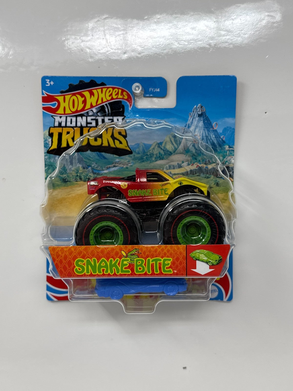 Hot Wheels Monster Trucks Treasure Hunt Snake Bite 1:64 Diecast