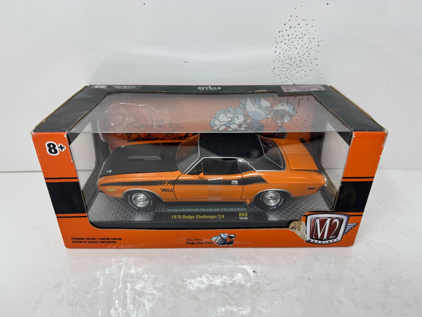 M2 Machines 1970 Dodge Challenger TA Dodge Scat Pack 1:24 Diecast