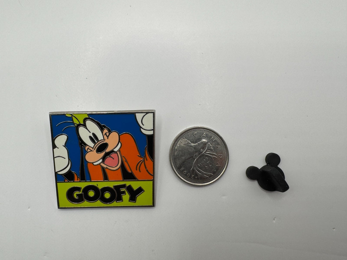 Disney Goofy Deluxe Starter Trading Pin DC2S8