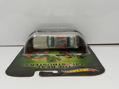 Hot Wheels Retro Entertainment Real Ghostbusters Ecto-1 Cartoon Car 1:64 Diecast