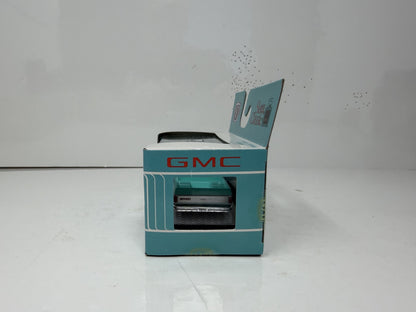 M2 Machines GMC 1976 GMC Sierra Grande 15 1:64 Diecast