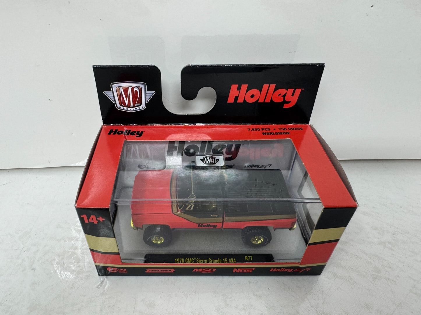 M2 Machines Holley 1976 GMC Sierra Grande 15 4x4 CHASE 1:64 Diecast