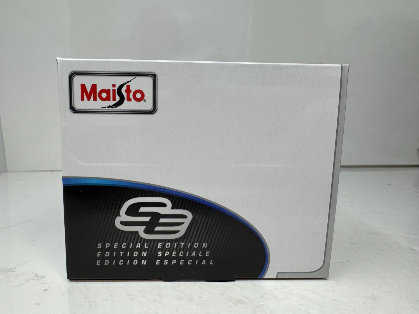 Maisto Alfa Romeo Giulia GTAm Special Edition 1:18 Diecast