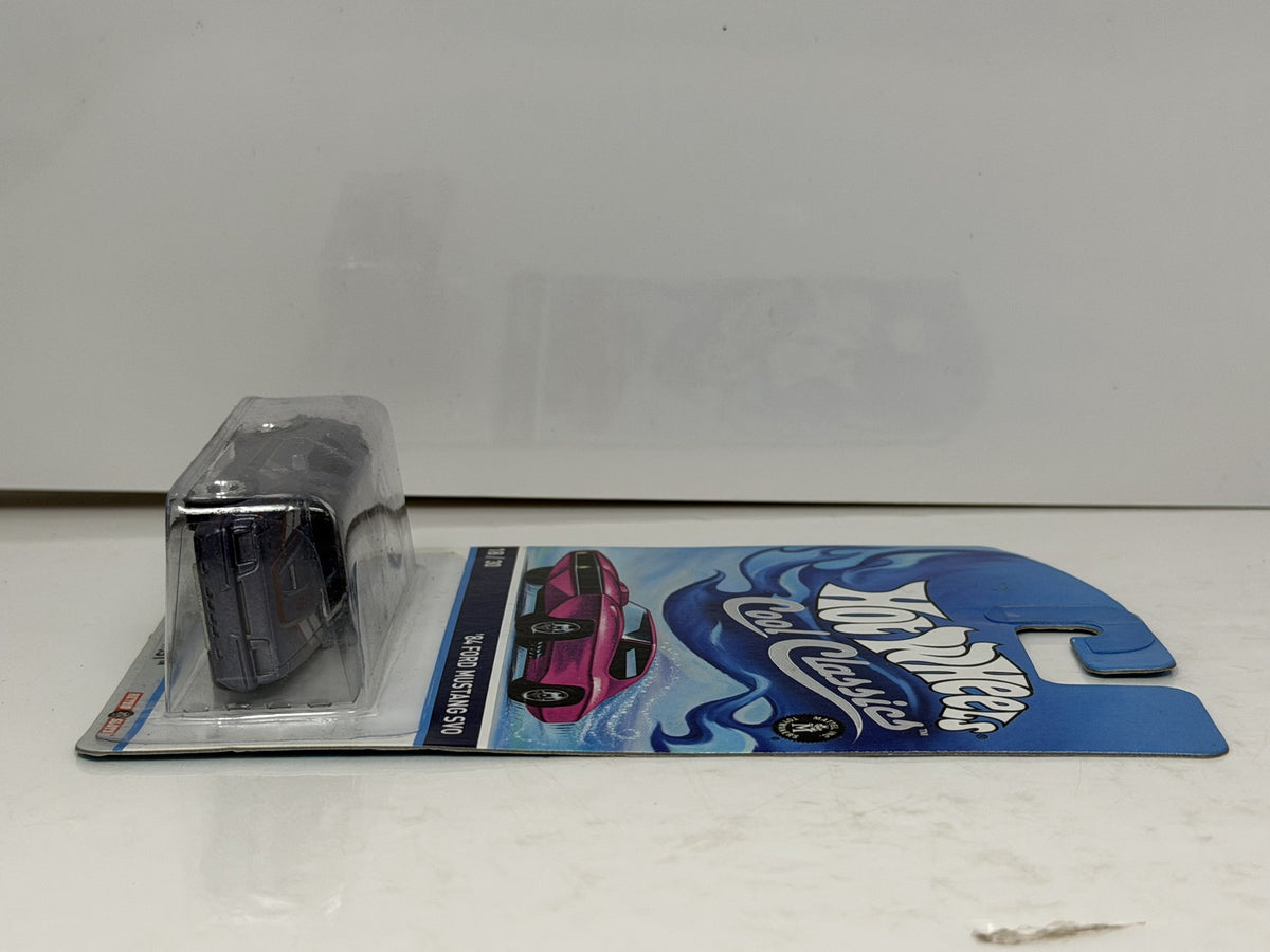 Hot Wheels Cool Classics 1984 Ford Mustang SVO 1:64 Diecast Gray
