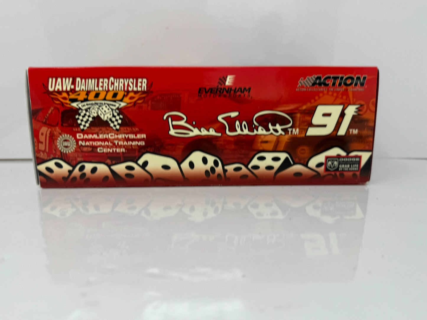 Action NASCAR Bill Elliott #9 Daimler Chrysler 2004 Dodge Intrepid 1:24 Diecast