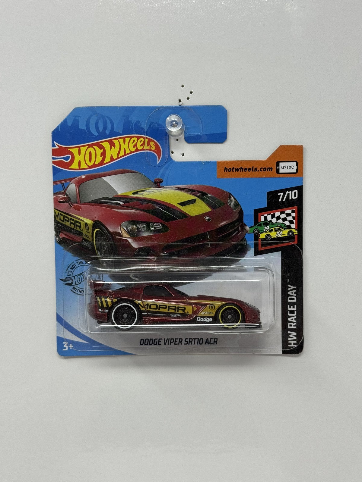 Hot Wheels HW Race Day Dodge Viper SRT10 ACR 1:64 Diecast Red Short Card