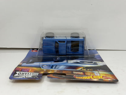 Hot Wheels Premium Boulevard #5 1983 Chevrolet Silverado 4x4 1:64 Diecast