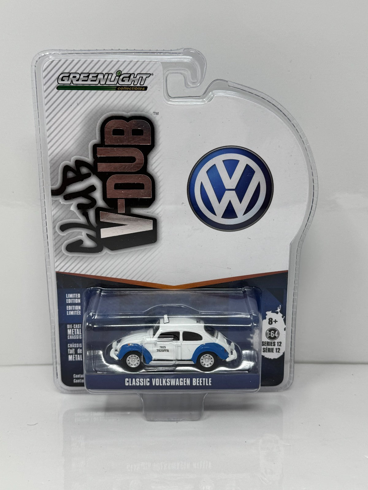 Greenlight Club V-Dub Classic Volkswagen Beetle 1:64 Diecast