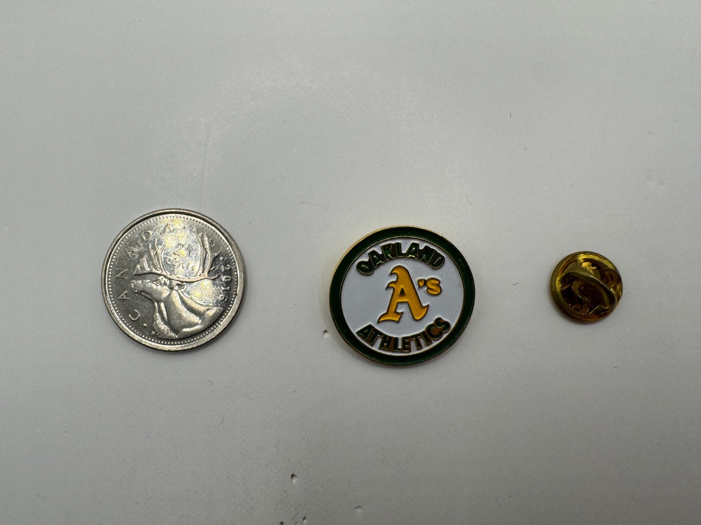 Oakland Athletics Vintage MLB Team Logo Lapel Pin