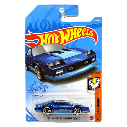 Hot Wheels Muscle Mania 1985 Chevrolet Camaro IROC-Z 1:64 Diecast Blue