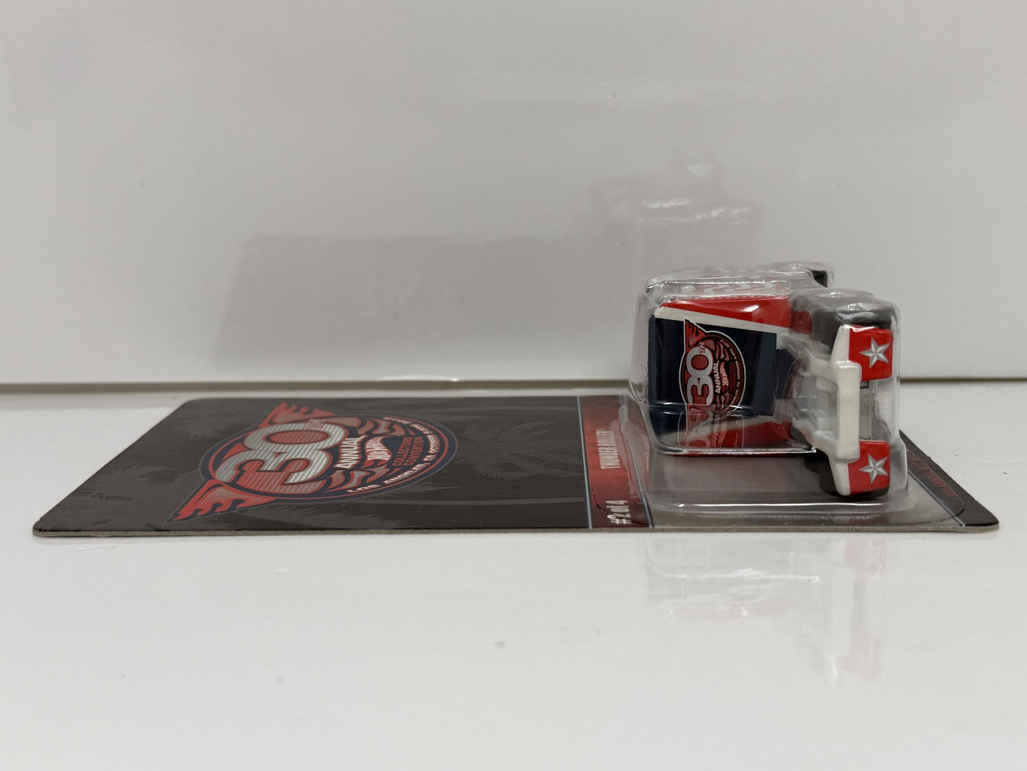 Hot Wheels 2016 30th Collectors Convention Thunder Roller 1:64 Diecast 0724/2600