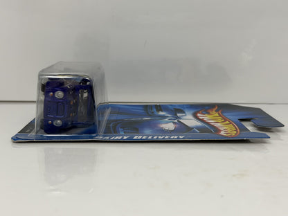 Hot Wheels 2007 All Stars Dairy Delivery "Luna Lu" 1:64 Diecast