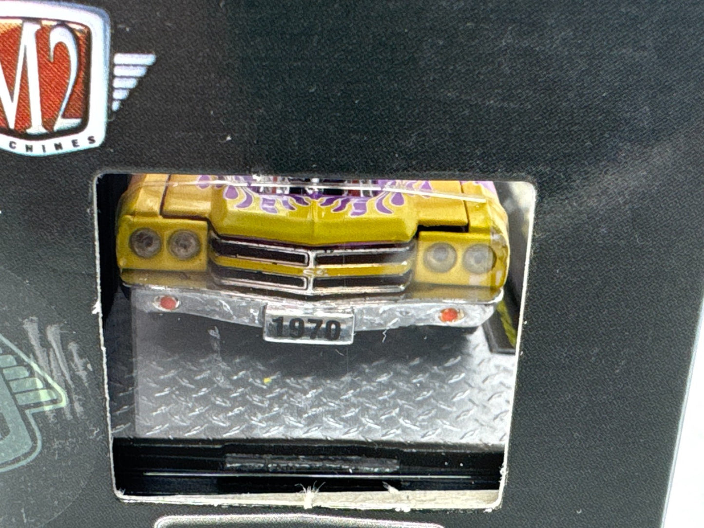 M2 Machines 1970 Chevrolet El Camino Auto-Vault Flames 1:64 Diecast