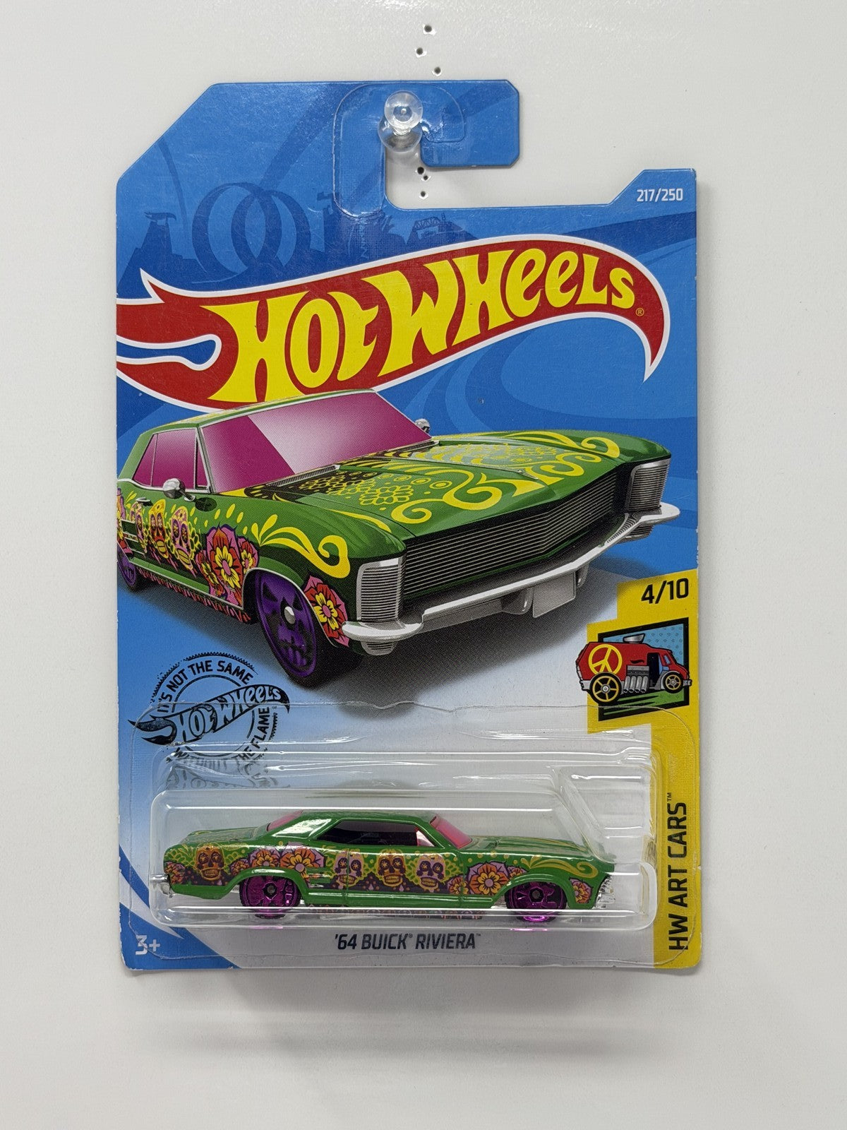 Hot Wheels HW Art Cars 1964 Buick Riviera 1:64 Diecast Green Long Card