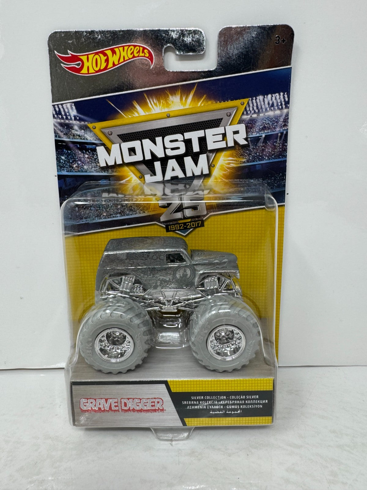 Hot Wheels Monster Jam 25th Anniv. Grave Digger Silver Collection 1:64 Diecast