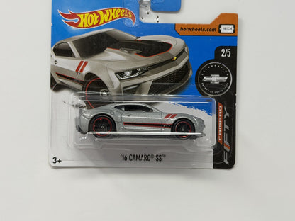 Hot Wheels Camaro Fifty 2016 Chevrolet Camaro SS 1:64 Diecast Silver Short Card