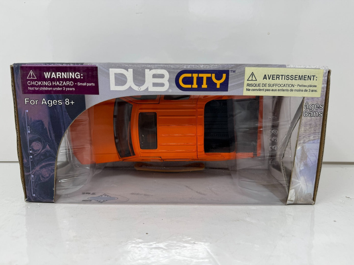 Jada Dub City 2001 Chevy Avalanche 1:24 Diecast KMC Wheels 20 Inch SS Rims
