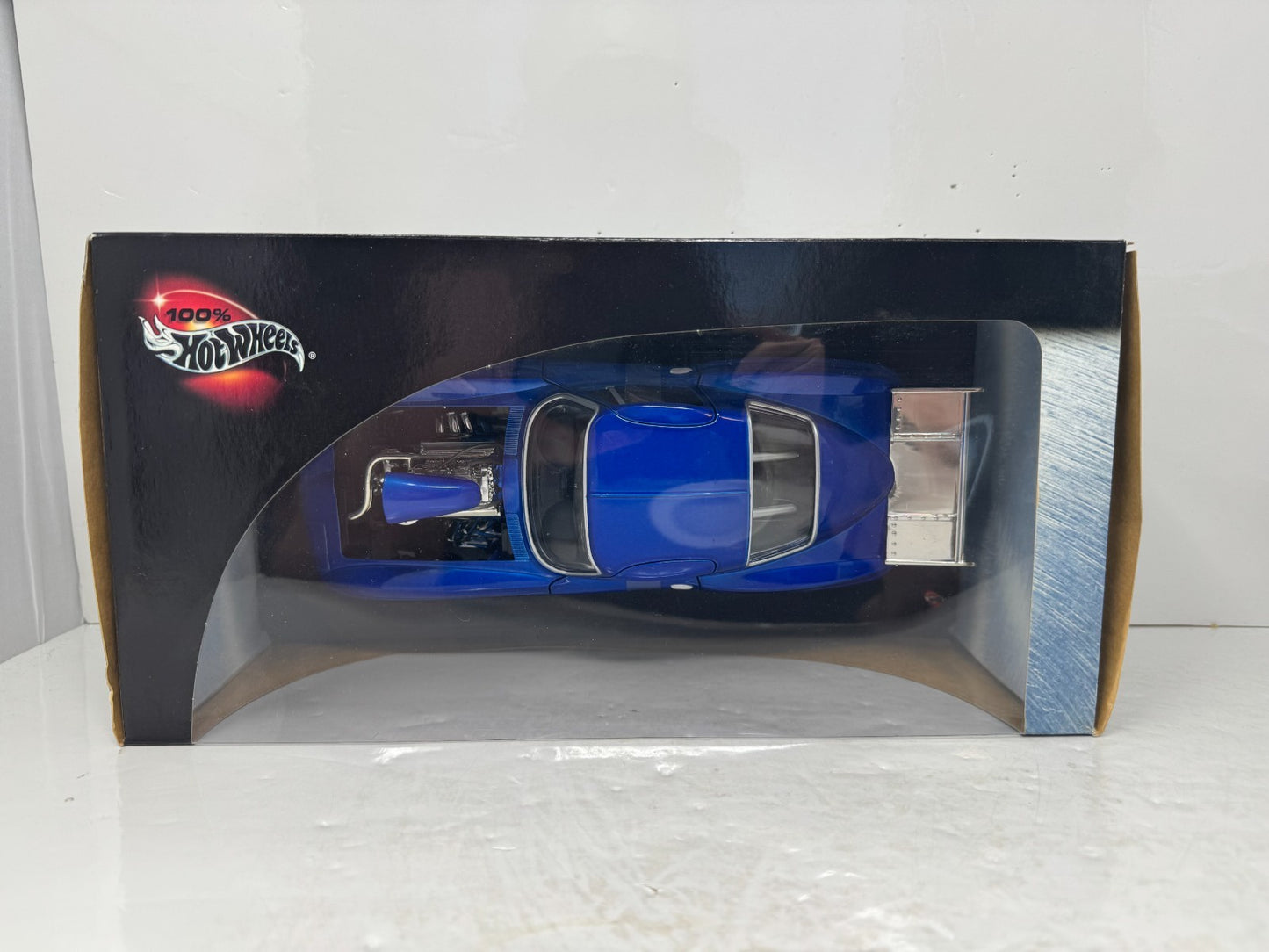Hot Wheels 100% Chevy Corvette 1:18 Diecast