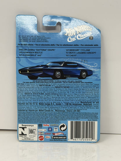 Hot Wheels Cool Classics 1951 Buick LeSabre Concept 1:64 Diecast Turquoise