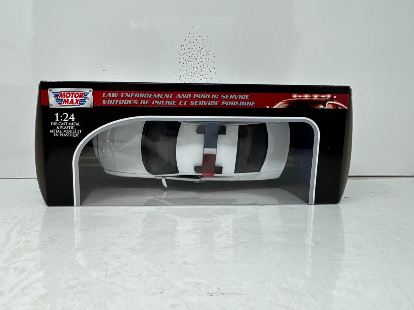 Motormax RCMP 2014 Dodge Charger Enforcer Law Enforcement Series 1:24 Diecast